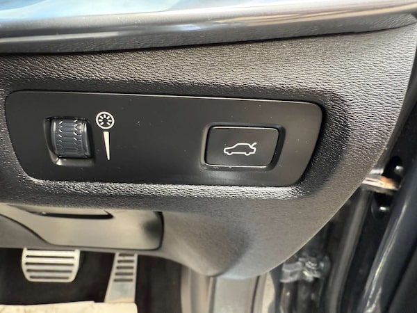 Used Volvo V90 2017 for sale - 76197210: Photo 53