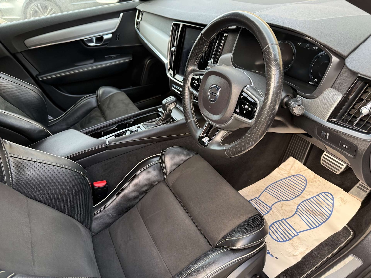 Used Volvo V90 2017 for sale - 76197210: Photo 6