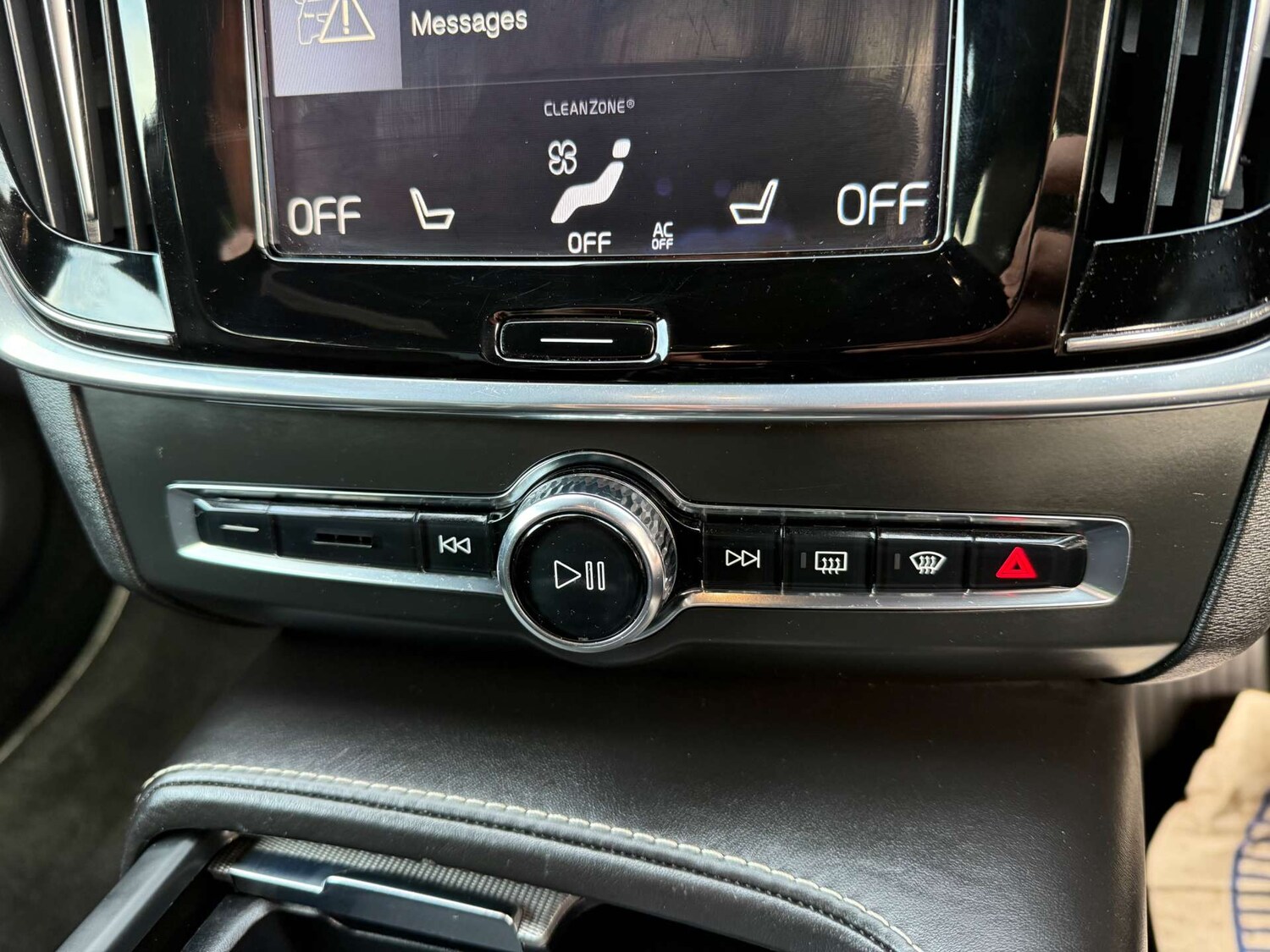 Used Volvo V90 2017 for sale - 76197210: Photo 61