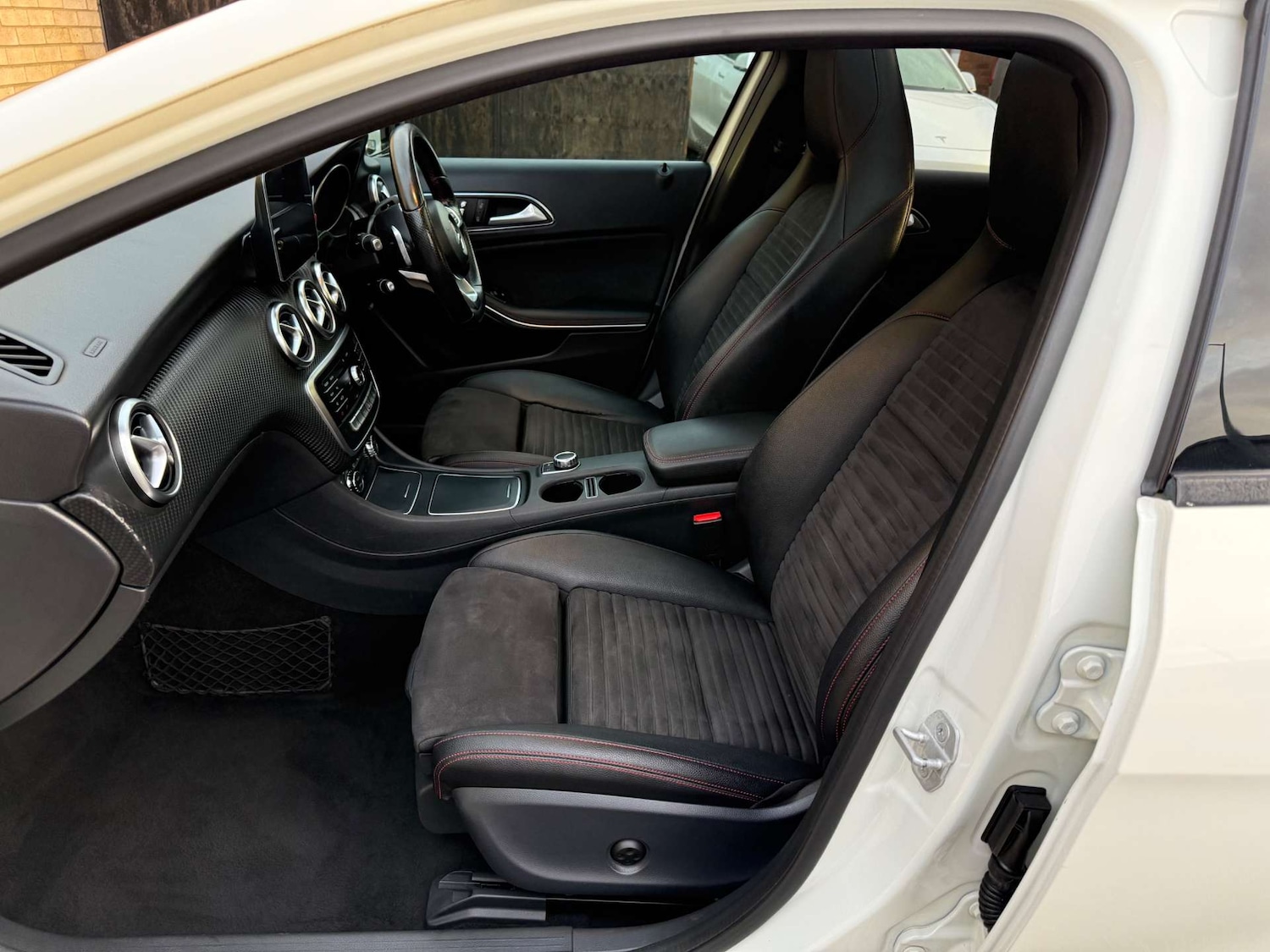 Used Mercedes-Benz A-Class 2017 for sale - 77172468: Photo 17