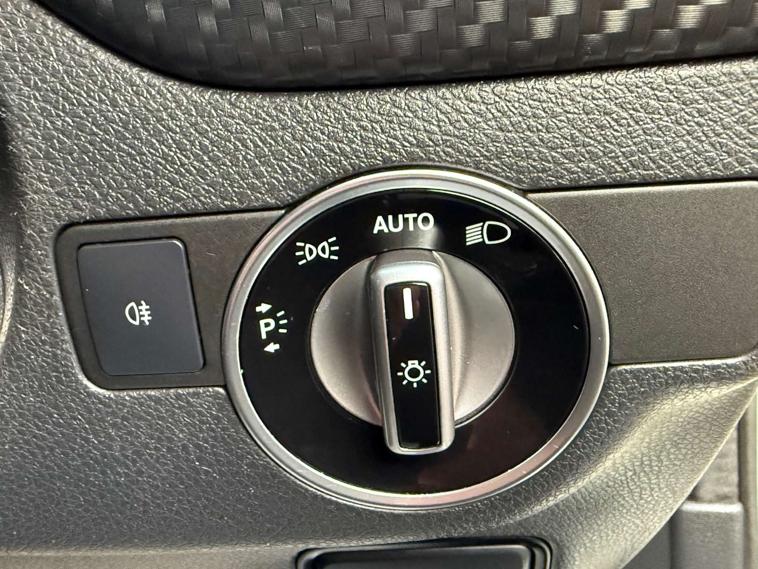 Used Mercedes-Benz A-Class 2017 for sale - 77172468: Photo 38