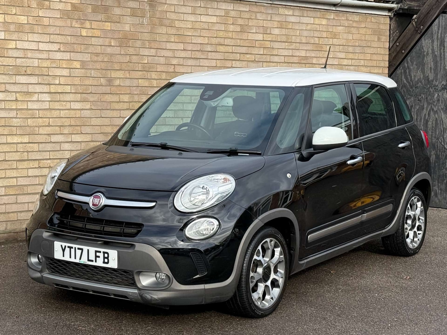Used Fiat 500L 2017 for sale - 76451746: Photo 10