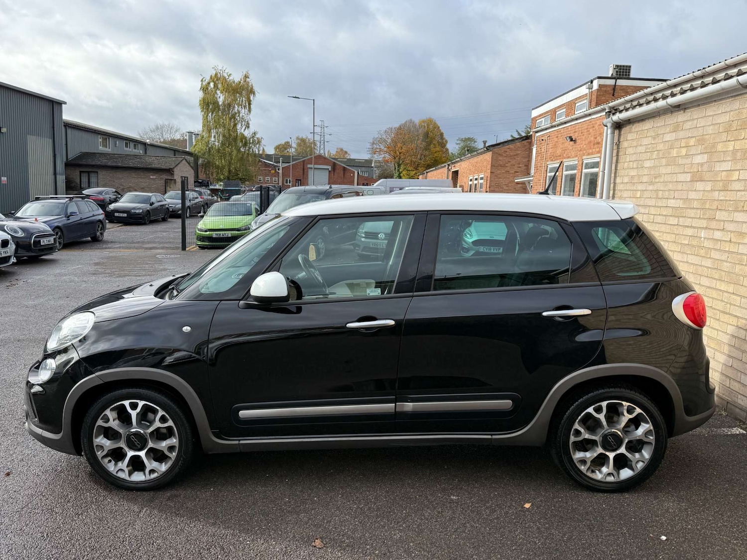 Used Fiat 500L 2017 for sale - 76451746: Photo 20