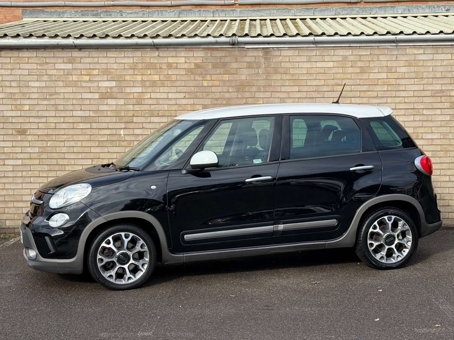Used Fiat 500L 2017 for sale - 76451746: Photo 38