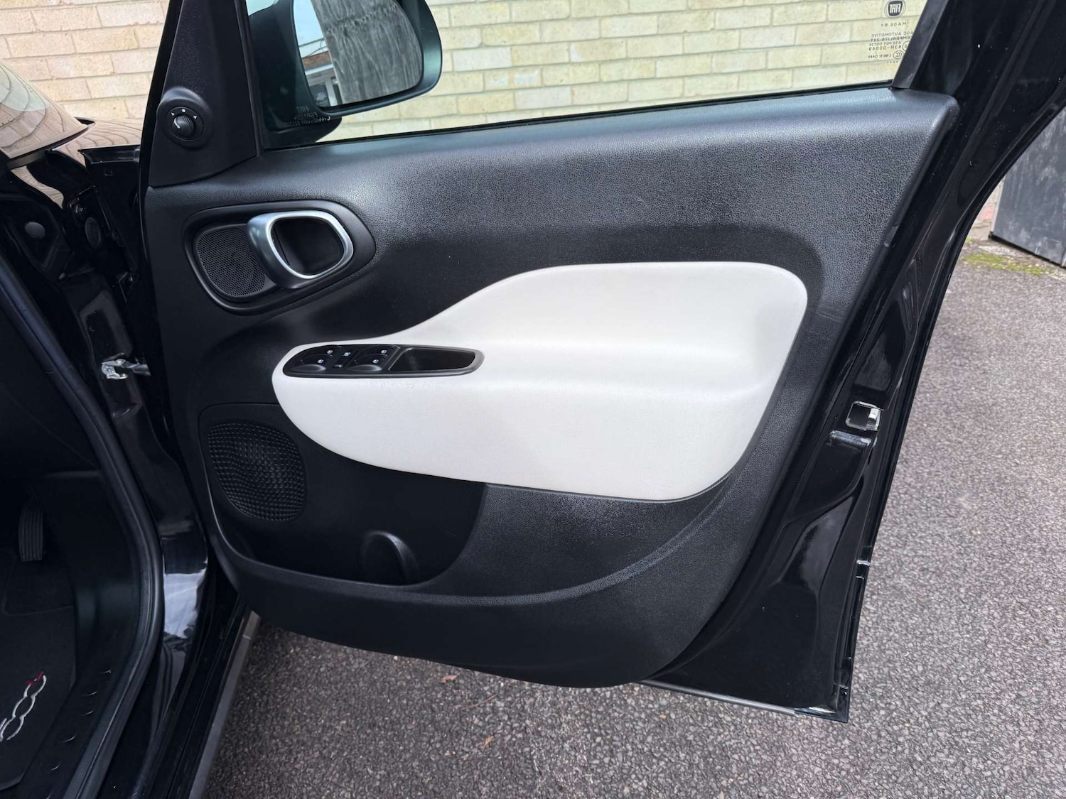 Used Fiat 500L 2017 for sale - 76451746: Photo 44