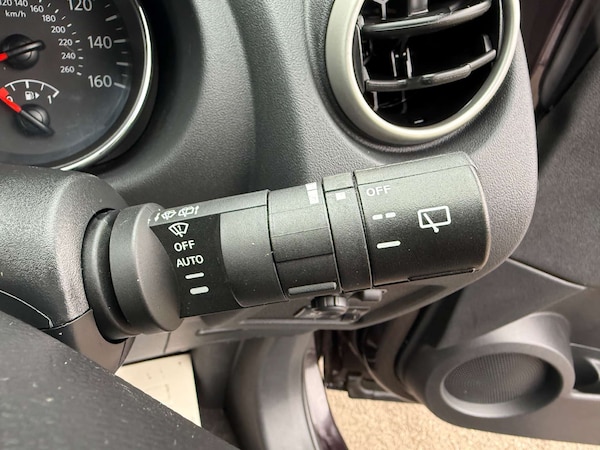 Used Nissan Qashqai 2012 for sale - 76265229: Photo 50
