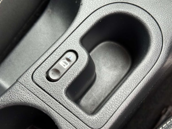 Used Nissan Qashqai 2012 for sale - 76265229: Photo 53