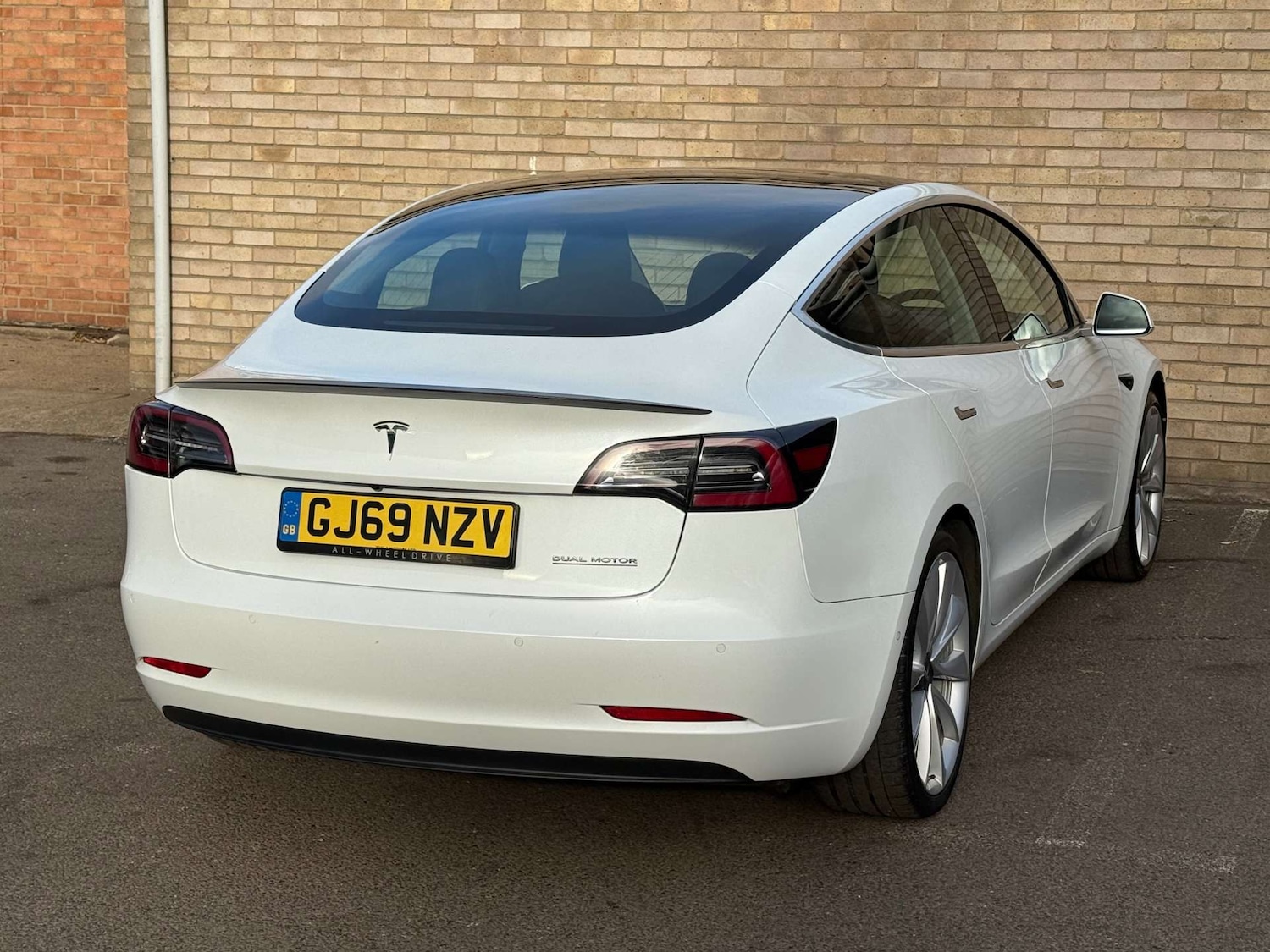 Used Tesla Model 3 2019 for sale - 76255877: Photo 22