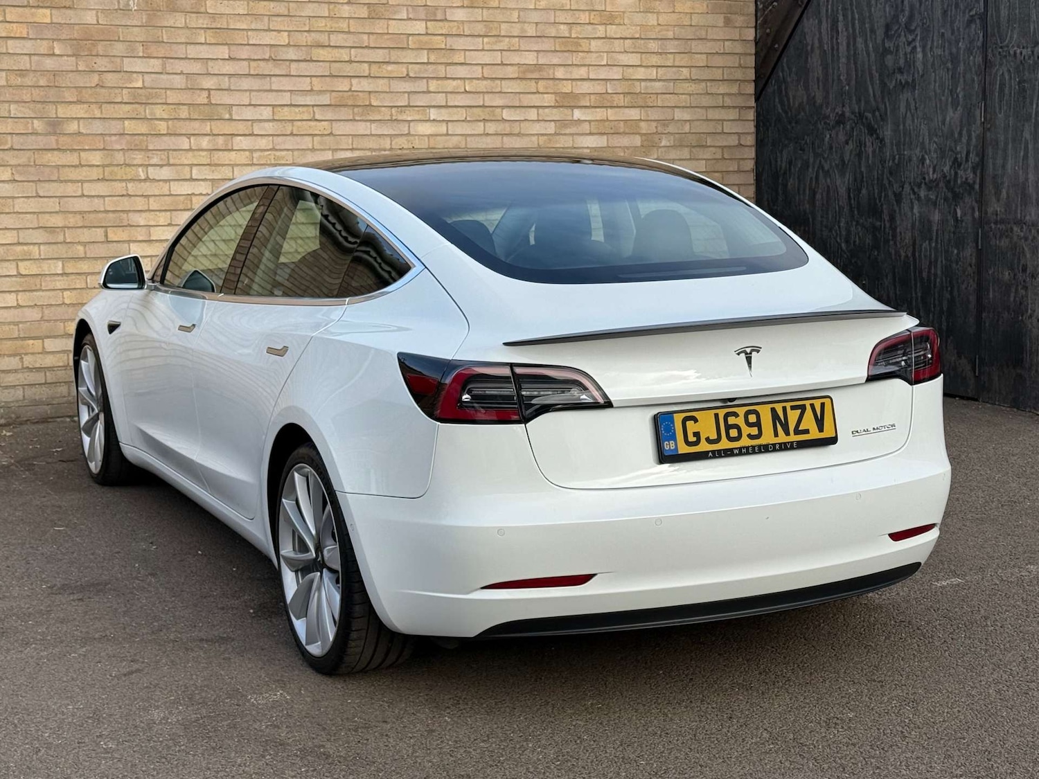 Used Tesla Model 3 2019 for sale - 76255877: Photo 23