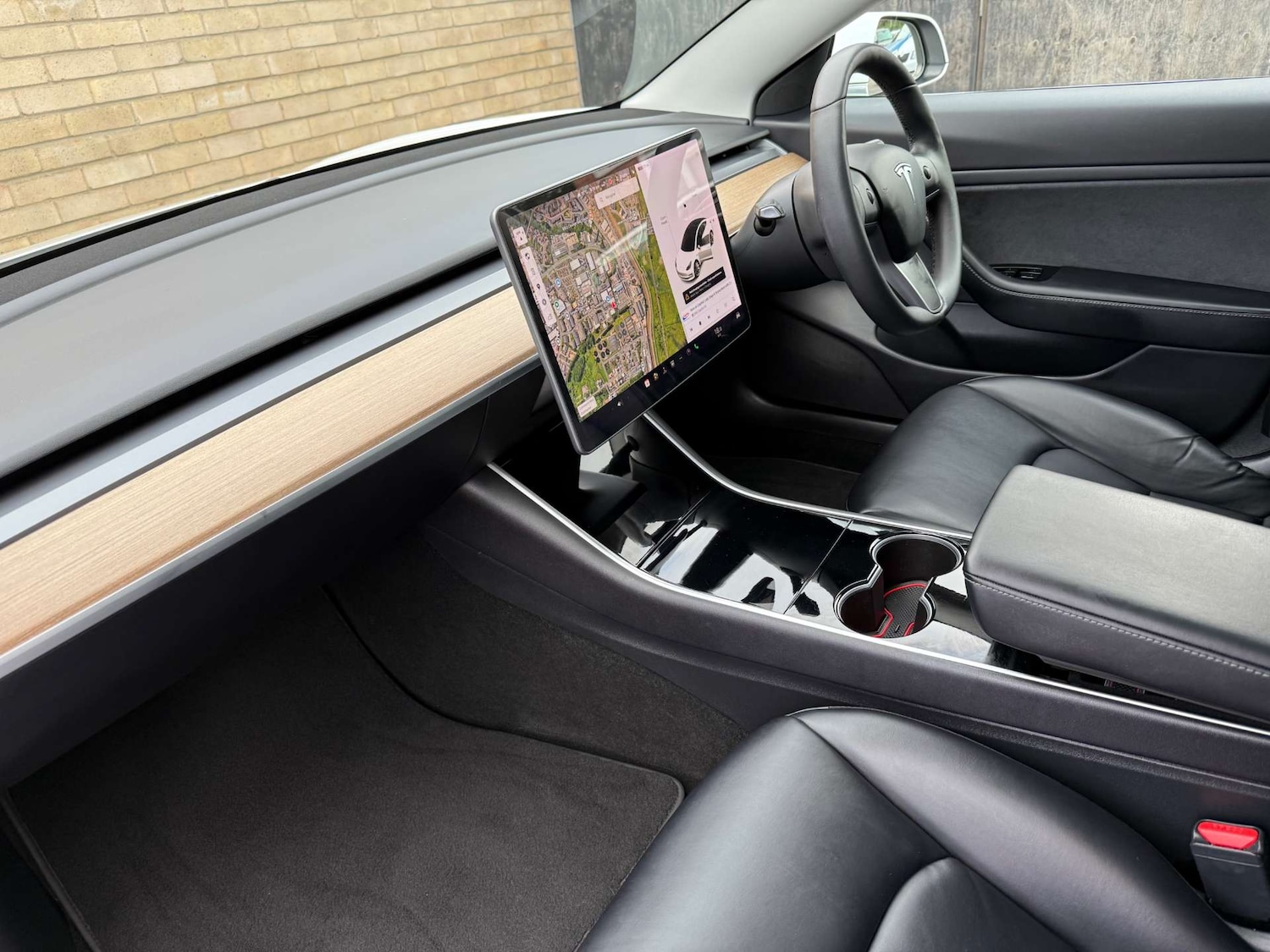 Used Tesla Model 3 2019 for sale - 76255877: Photo 3