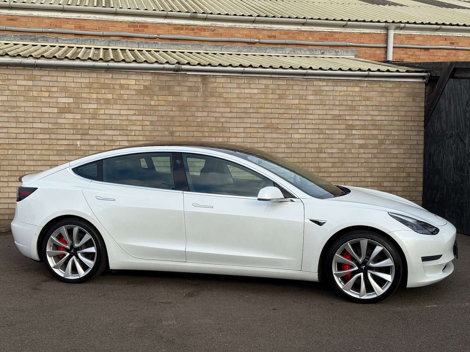 Used Tesla Model 3 2019 for sale - 76255877: Photo 38