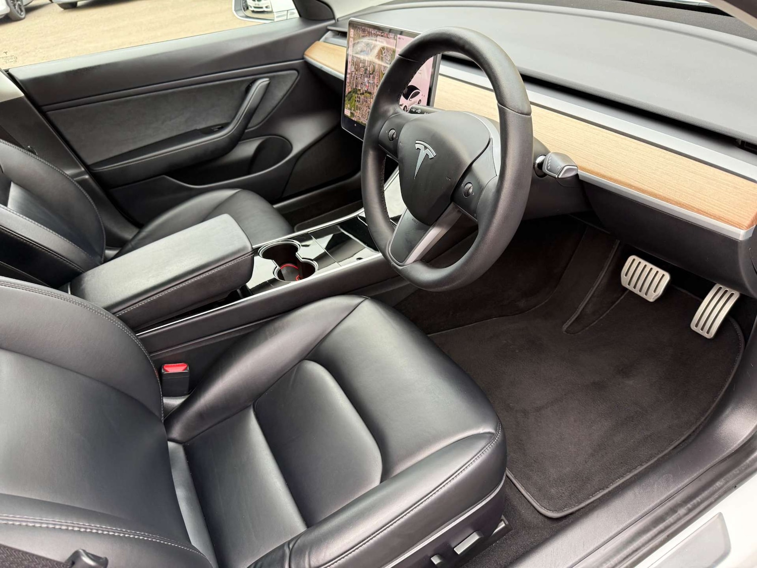 Used Tesla Model 3 2019 for sale - 76255877: Photo 6