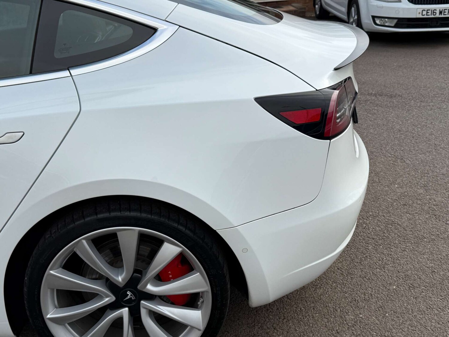 Used Tesla Model 3 2019 for sale - 76255877: Photo 71