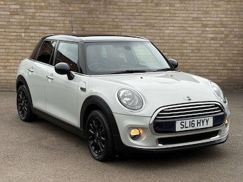 Used MINI Hatch 2016 for sale - 76091330: Photo