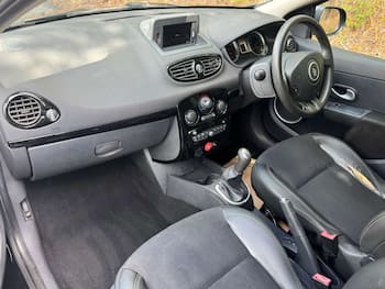 Used Renault Clio 2012 for sale - 79640231: Photo