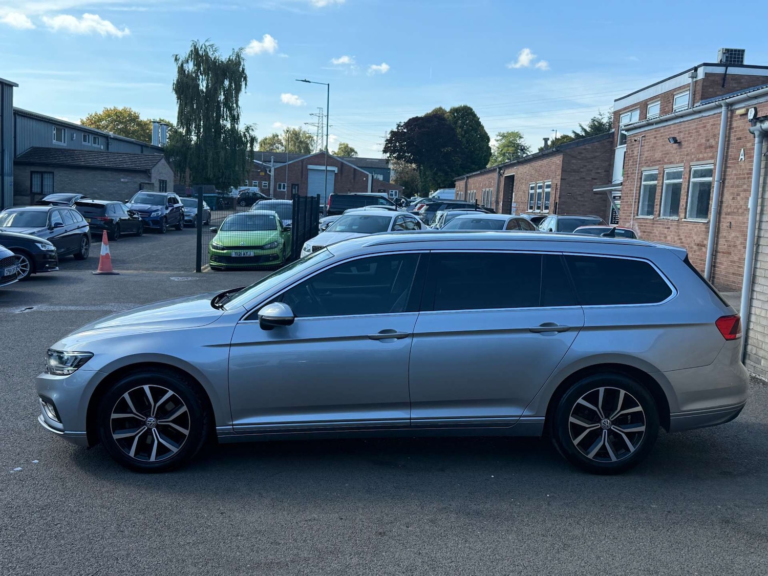 Used Volkswagen Passat 2020 for sale - 76105306: Photo 35