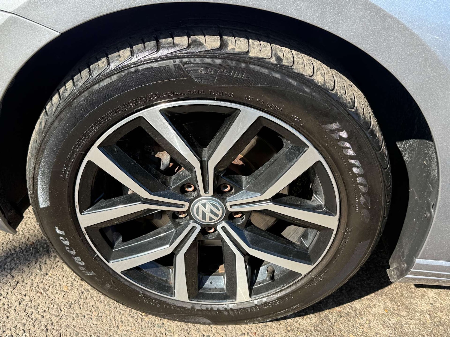 Used Volkswagen Passat 2020 for sale - 76105306: Photo 76
