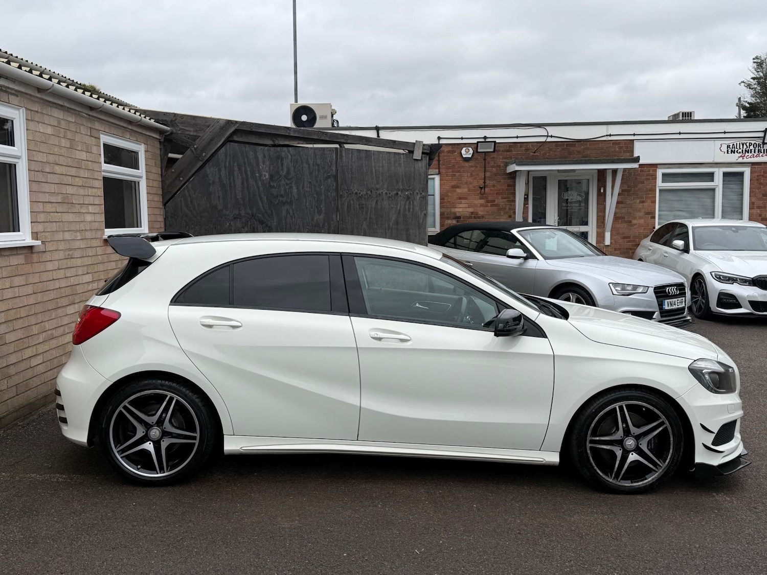 Used Mercedes-Benz A-Class 2014 for sale - 77988257: Photo 16