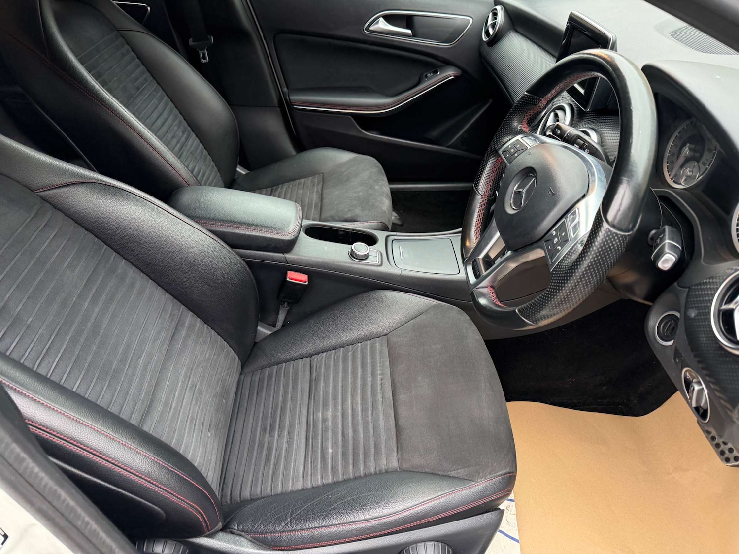 Used Mercedes-Benz A-Class 2014 for sale - 77988257: Photo 9