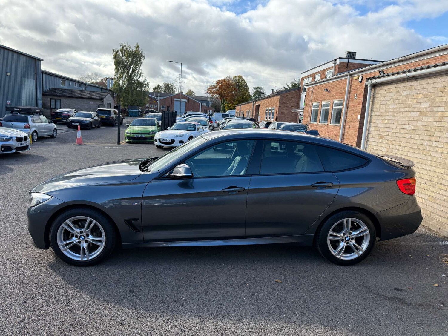 Used BMW 3 Series 2015 for sale - 76385794: Photo 19