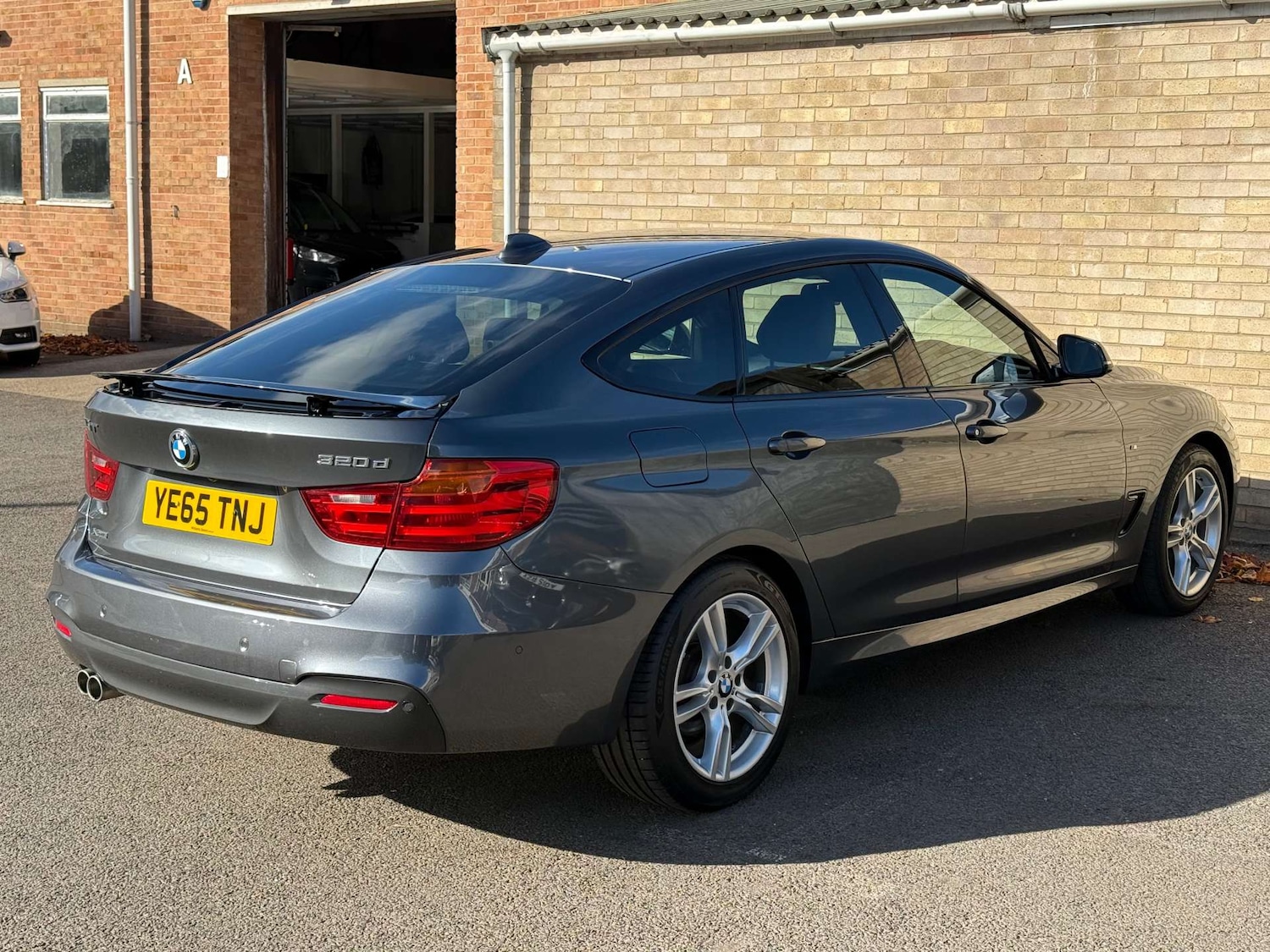 Used BMW 3 Series 2015 for sale - 76385794: Photo 37
