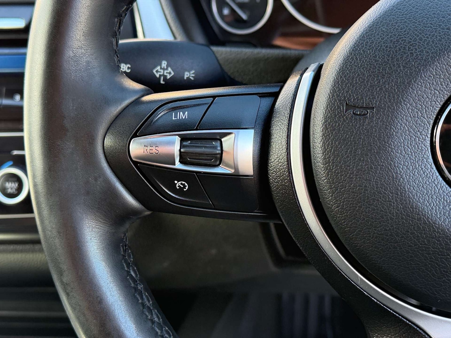 Used BMW 3 Series 2015 for sale - 76385794: Photo 49