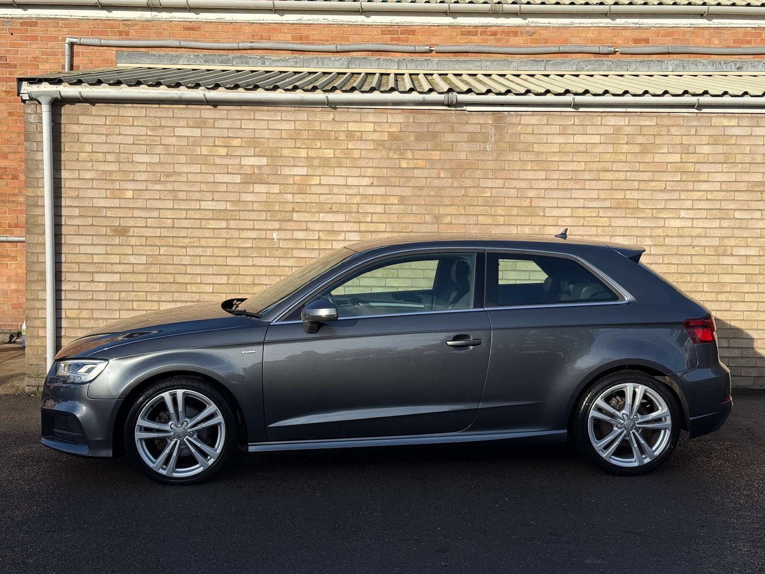 Used Audi A3 2016 for sale - 76907737: Photo 32