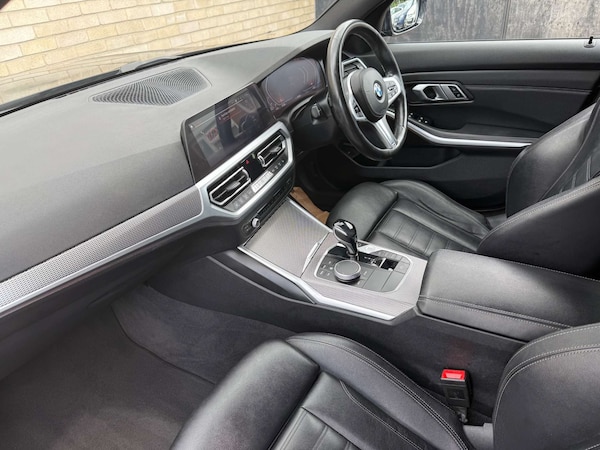 Used BMW 3 Series 2019 for sale - 74840960: Photo 3
