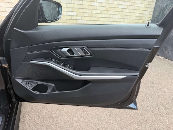 Used BMW 3 Series 2019 for sale - 74840960: Photo 43