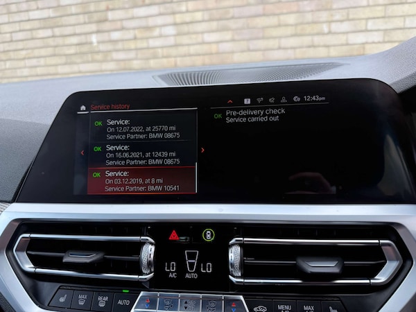 Used BMW 3 Series 2019 for sale - 74840960: Photo 64