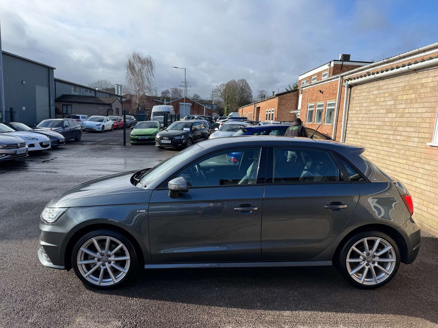Used Audi A1 2015 for sale - 77547730: Photo 11