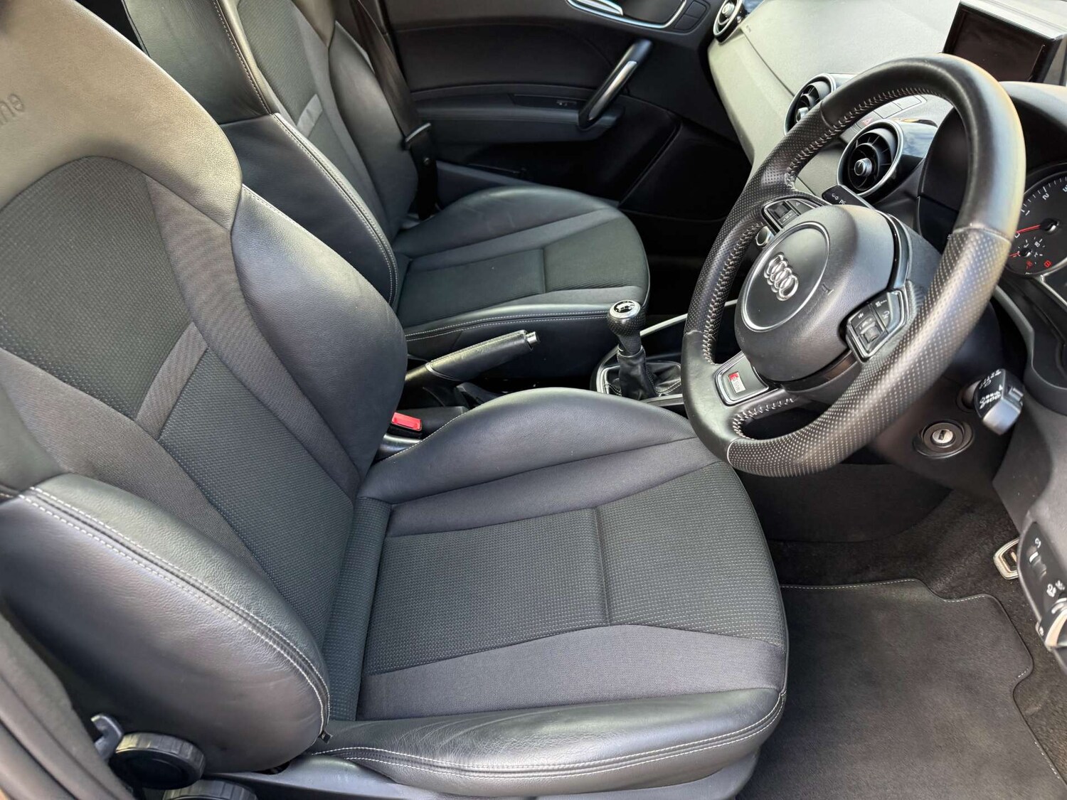 Used Audi A1 2015 for sale - 77547730: Photo 13