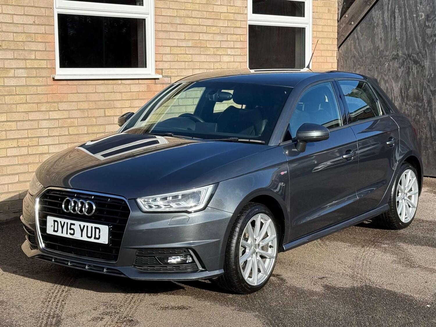 Used Audi A1 2015 for sale - 77547730: Photo 6