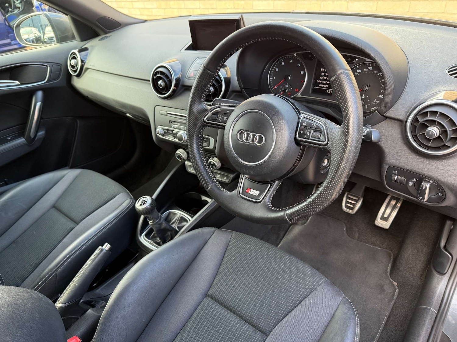 Used Audi A1 2015 for sale - 77547730: Photo 7