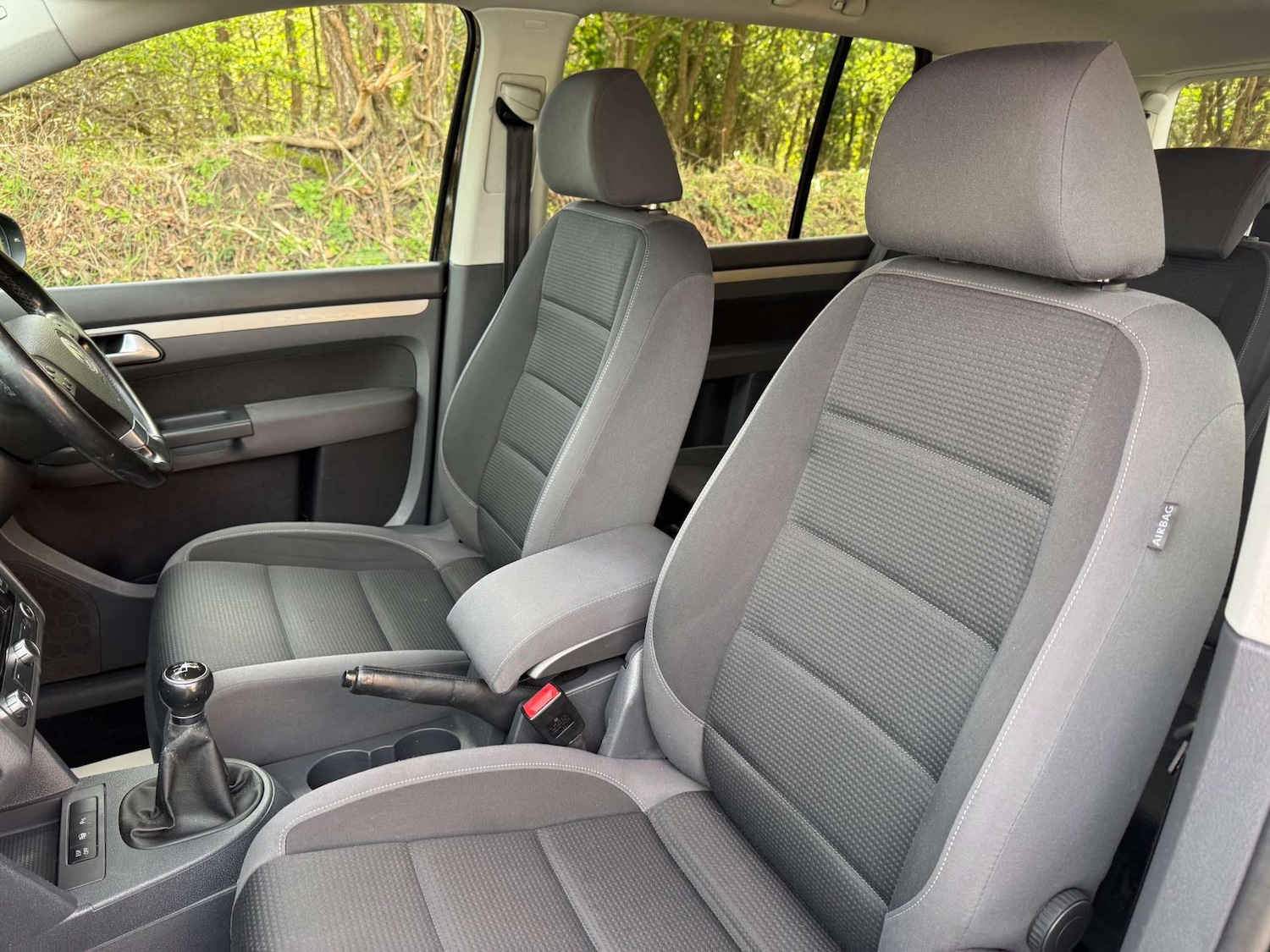 Used Volkswagen Touran 2009 for sale - 78066746: Photo 24