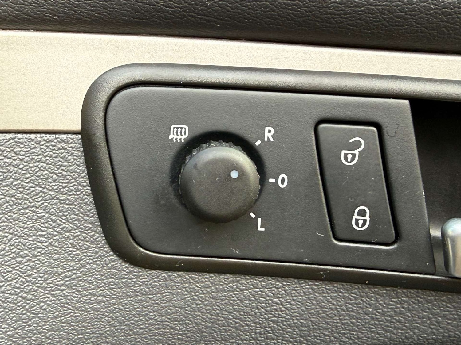 Used Volkswagen Touran 2009 for sale - 78066746: Photo 43