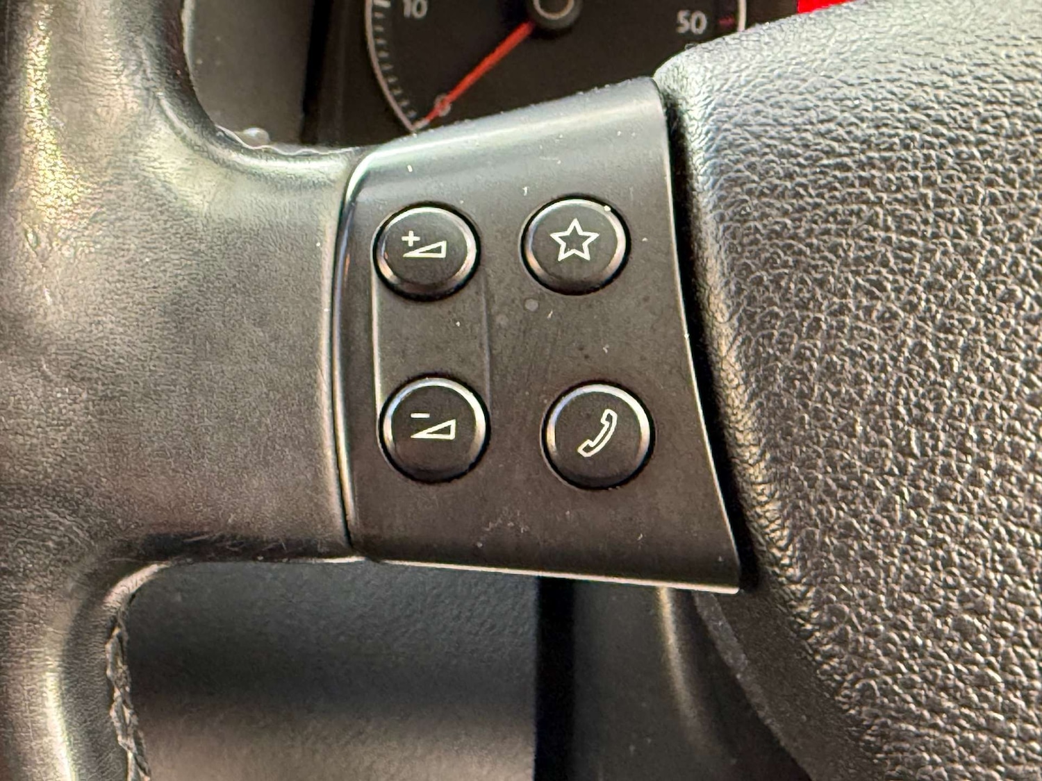 Used Volkswagen Touran 2009 for sale - 78066746: Photo 46