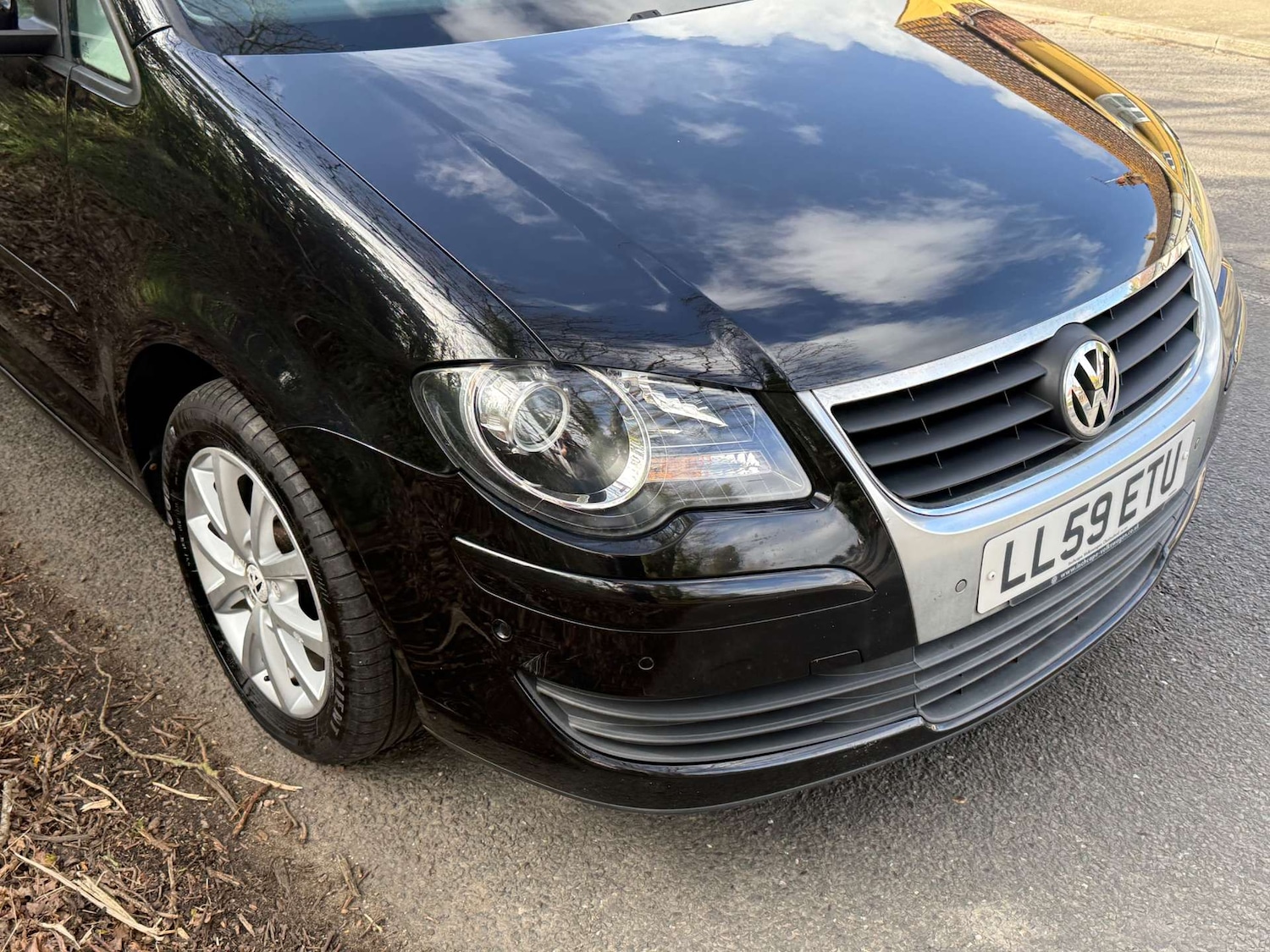 Used Volkswagen Touran 2009 for sale - 78066746: Photo 60