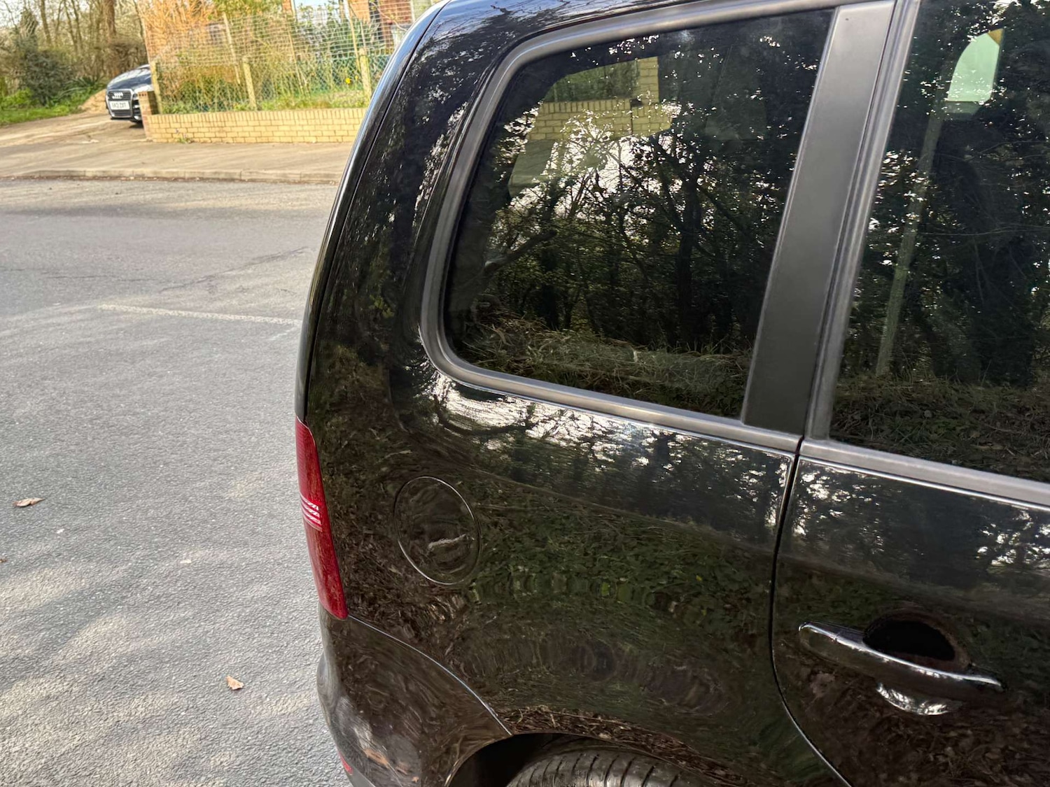 Used Volkswagen Touran 2009 for sale - 78066746: Photo 65