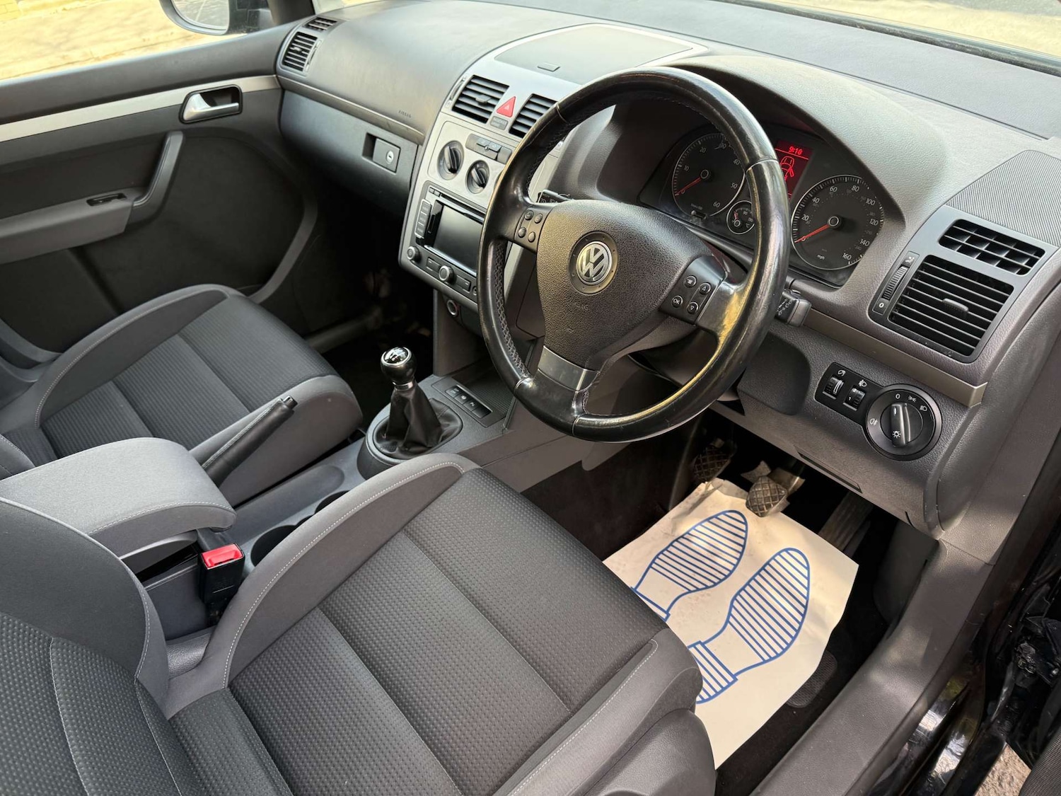 Used Volkswagen Touran 2009 for sale - 78066746: Photo 7