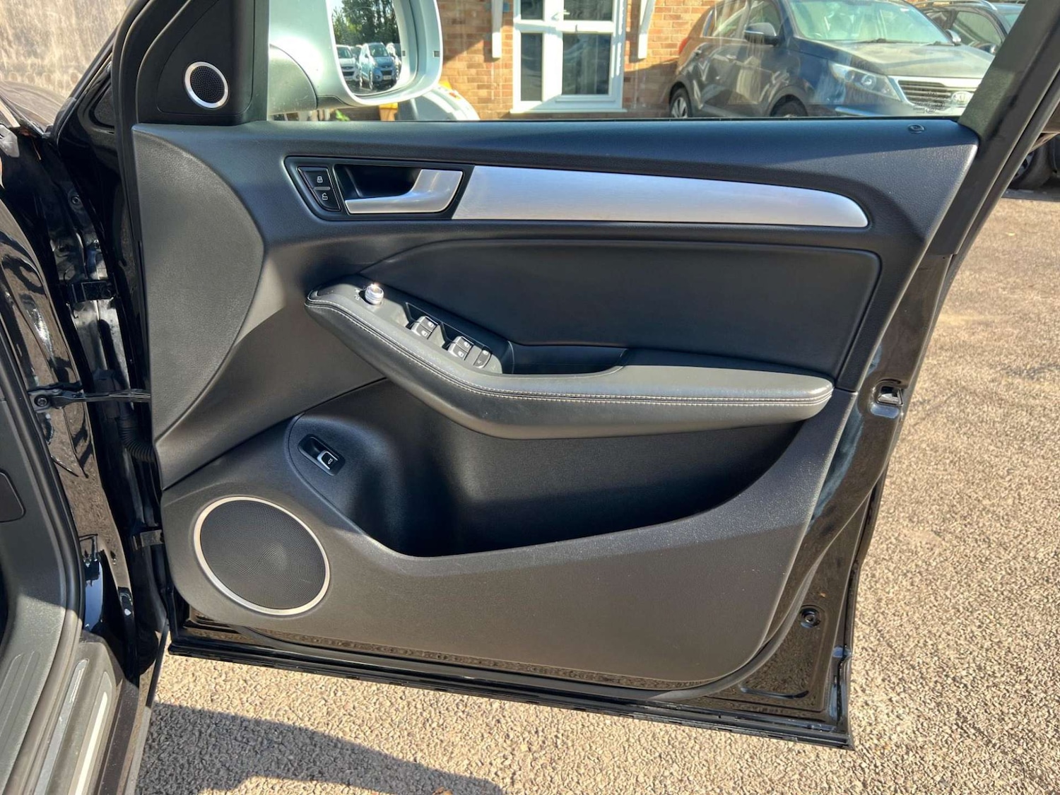 Used Audi Q5 2013 for sale - 76600879: Photo 38