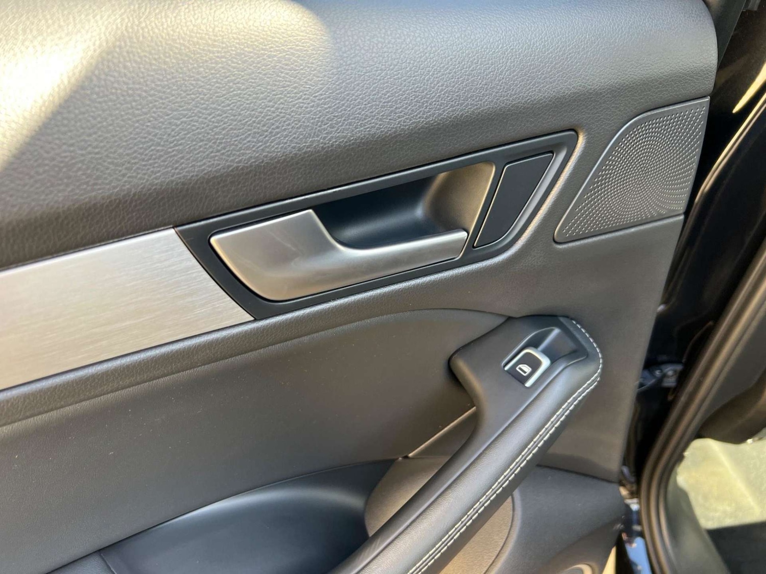 Used Audi Q5 2013 for sale - 76600879: Photo 88