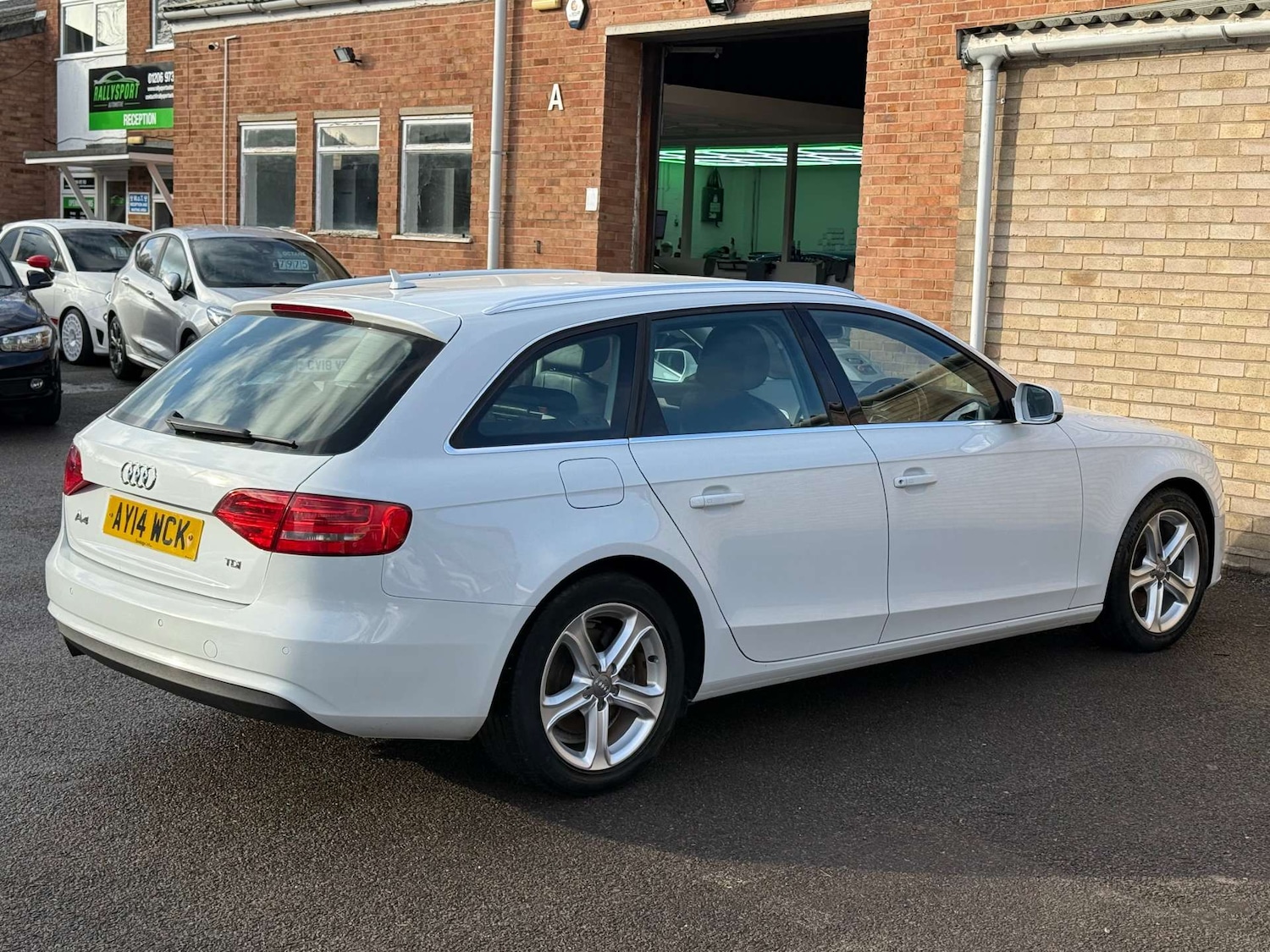 Used Audi A4 2014 for sale - 77172474: Photo 24