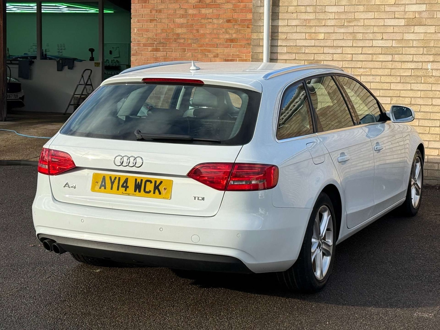 Used Audi A4 2014 for sale - 77172474: Photo 31