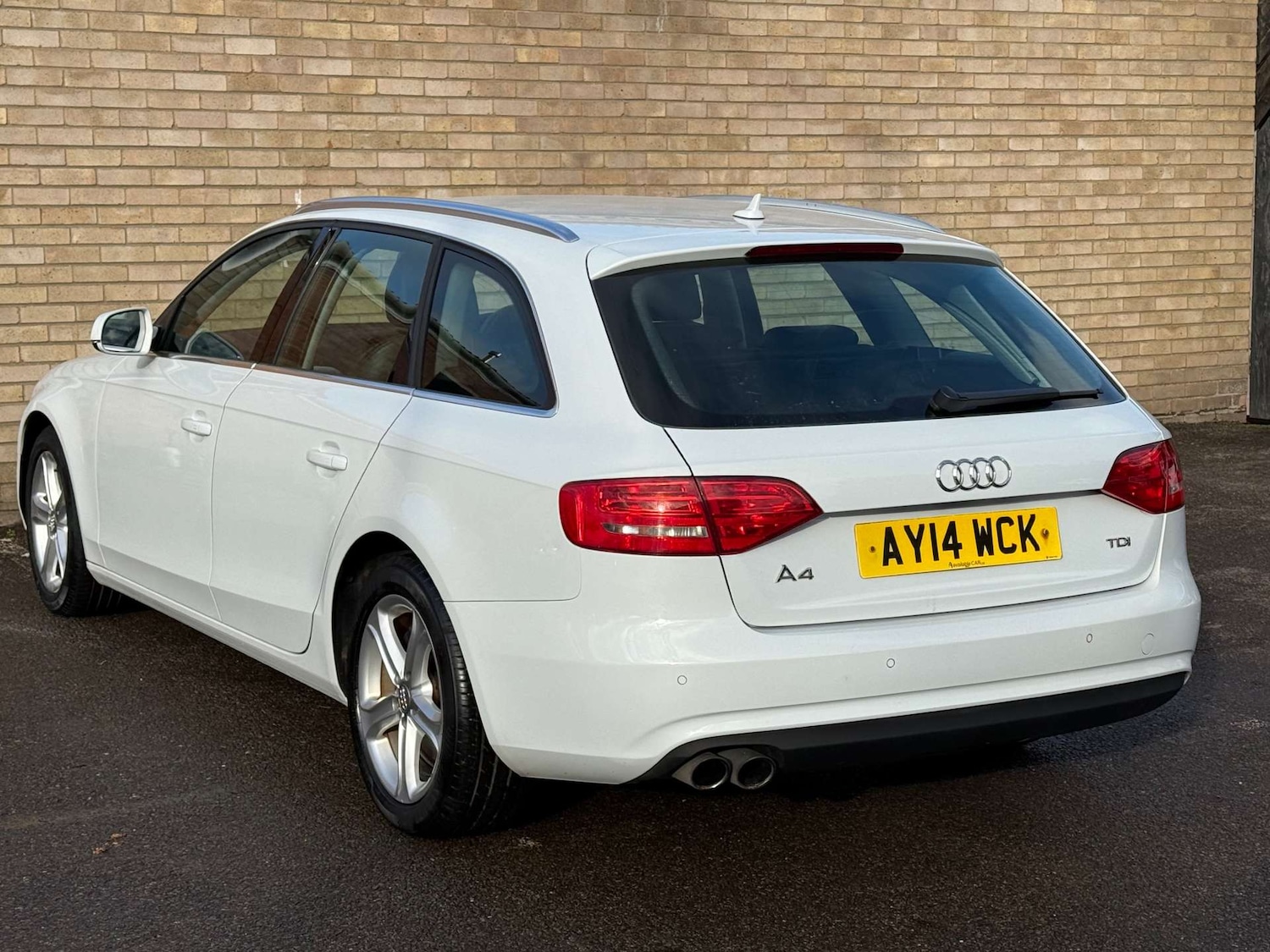 Used Audi A4 2014 for sale - 77172474: Photo 32