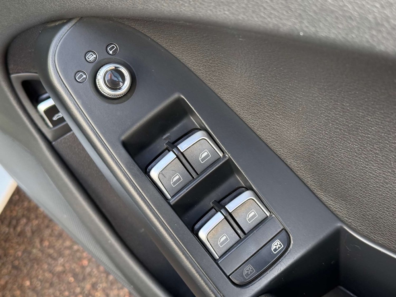 Used Audi A4 2014 for sale - 77172474: Photo 35