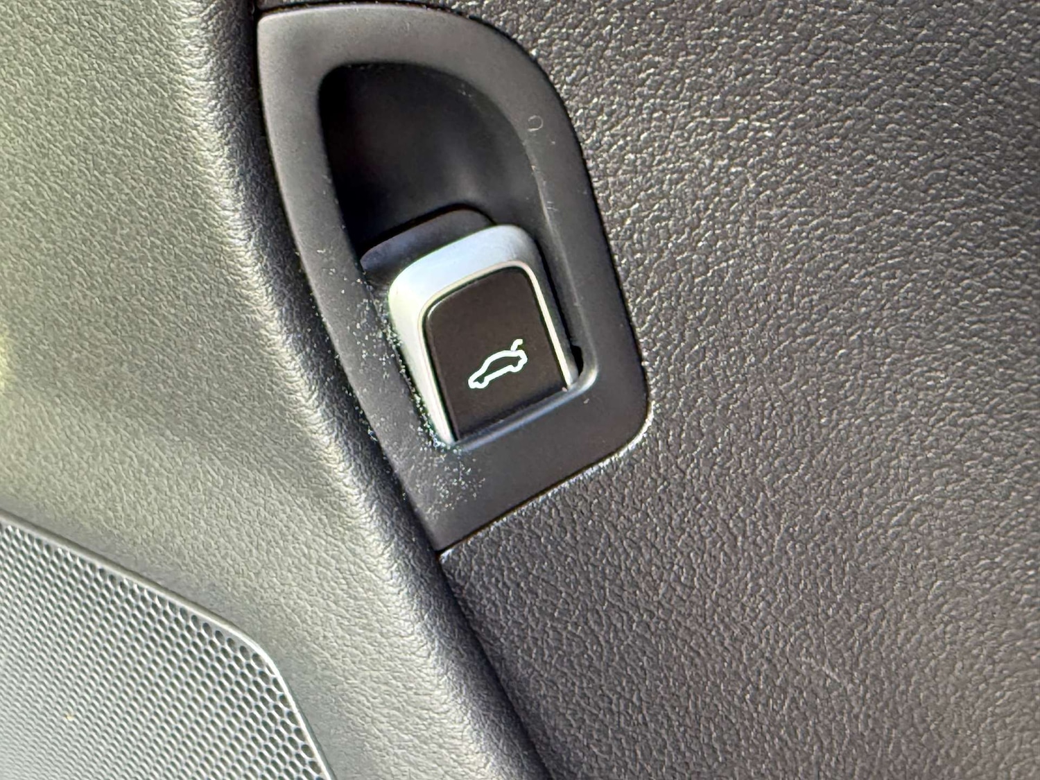 Used Audi A4 2014 for sale - 77172474: Photo 36