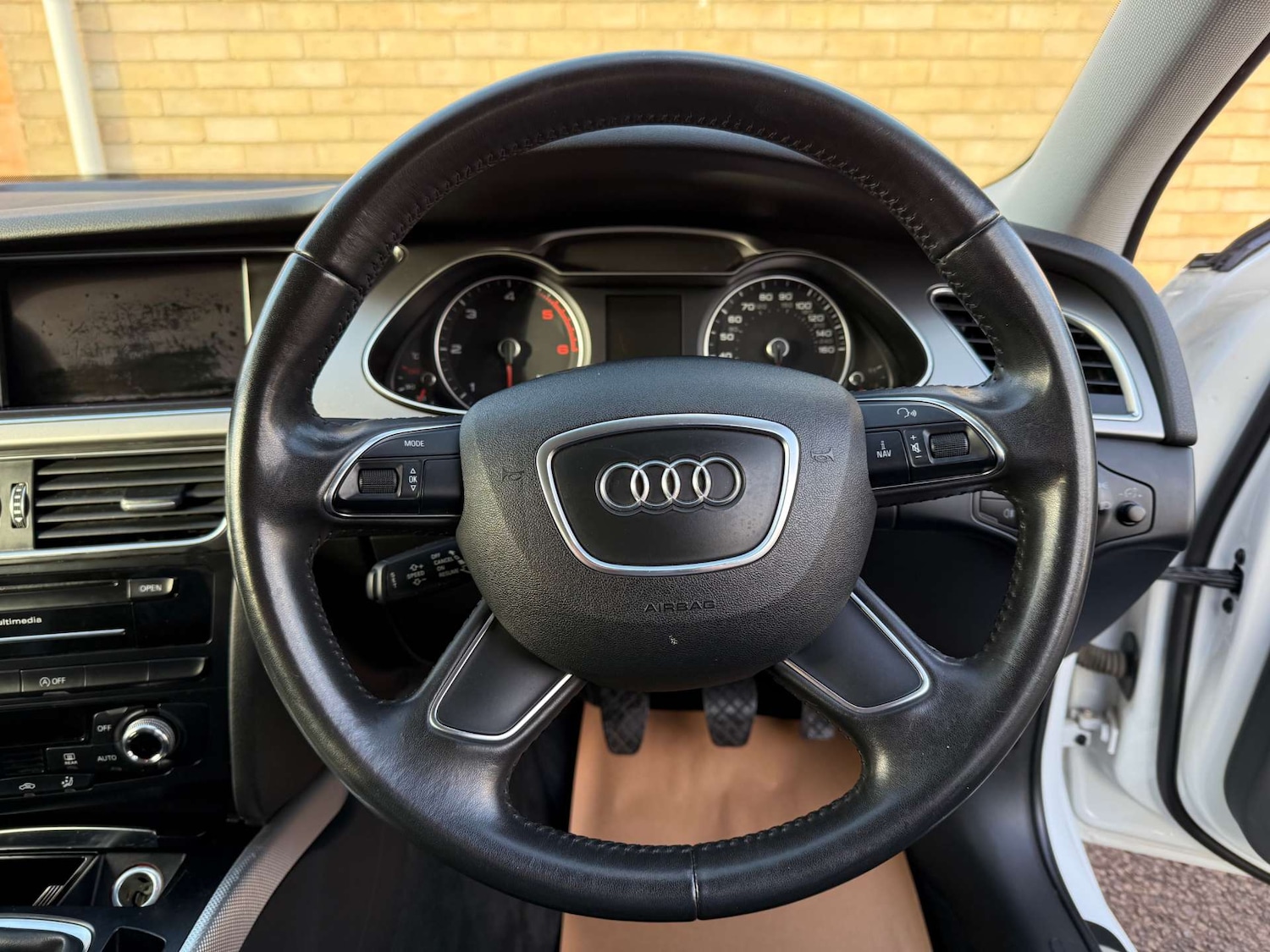 Used Audi A4 2014 for sale - 77172474: Photo 39