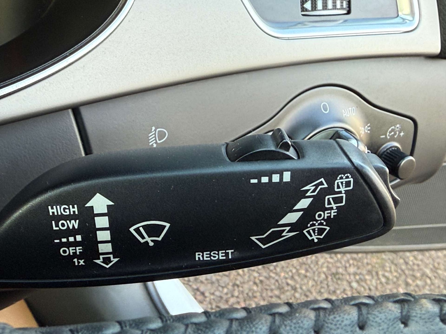 Used Audi A4 2014 for sale - 77172474: Photo 42