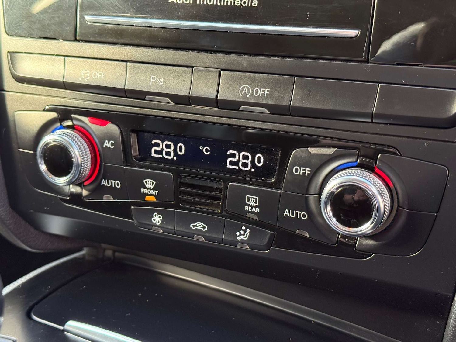 Used Audi A4 2014 for sale - 77172474: Photo 46